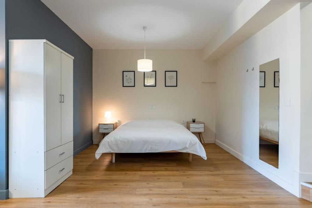 Large Comfy, Modern Studio 5 Min To Acropolis Афіни Екстер'єр фото